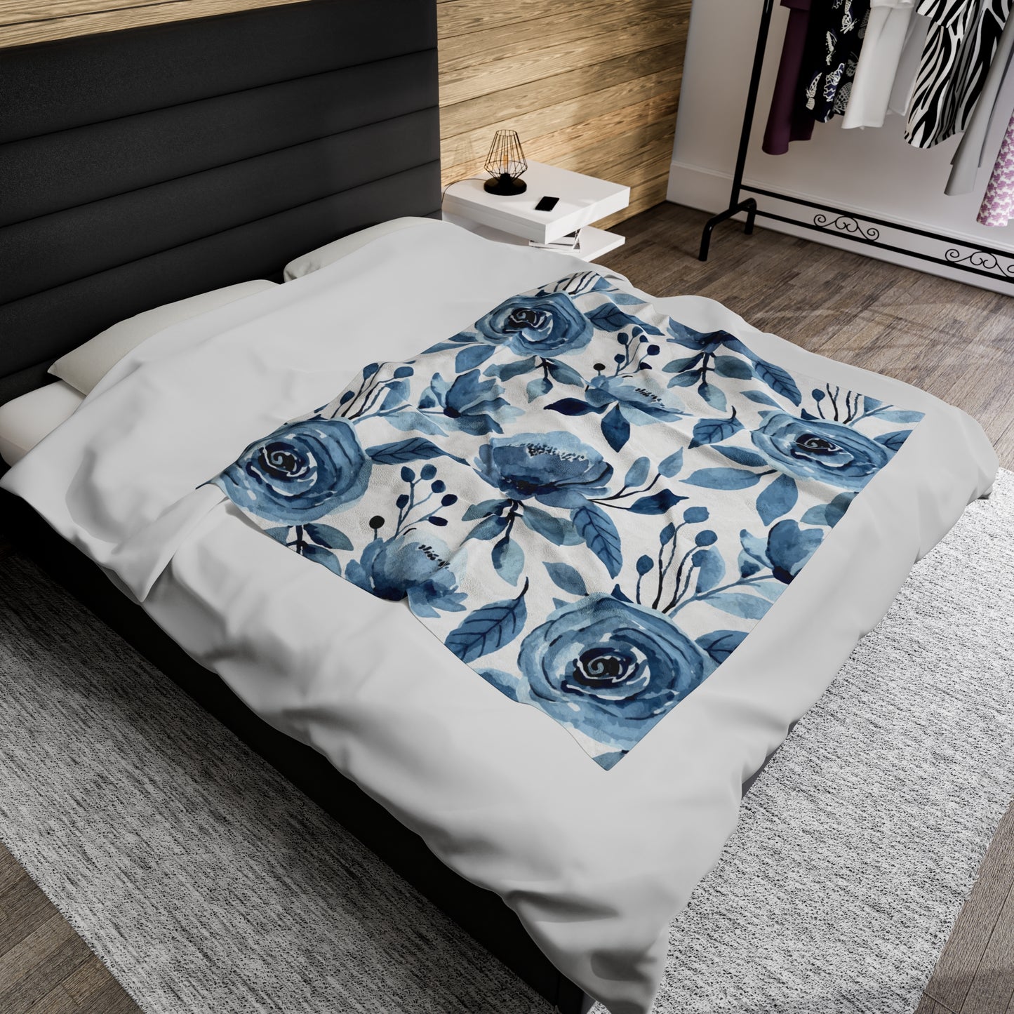 Porcelain Blue Velveteen Plush Blanket