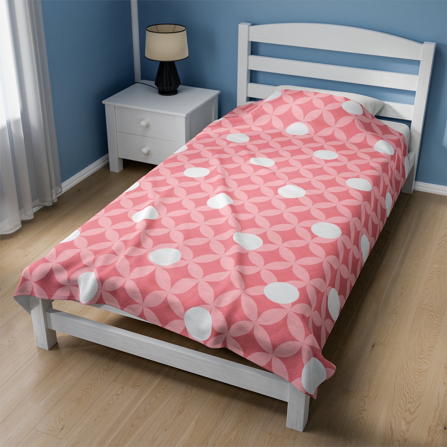 Pink Dots Velveteen Plush Blanket