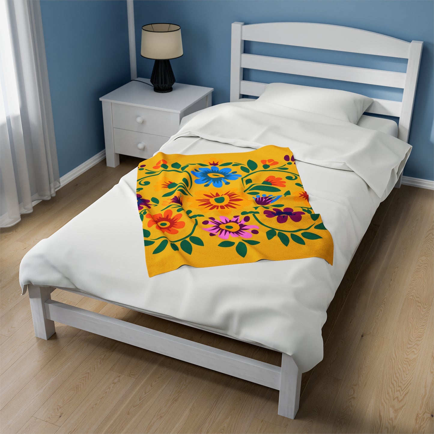 Fiesta Scroll Velveteen Plush Blanket