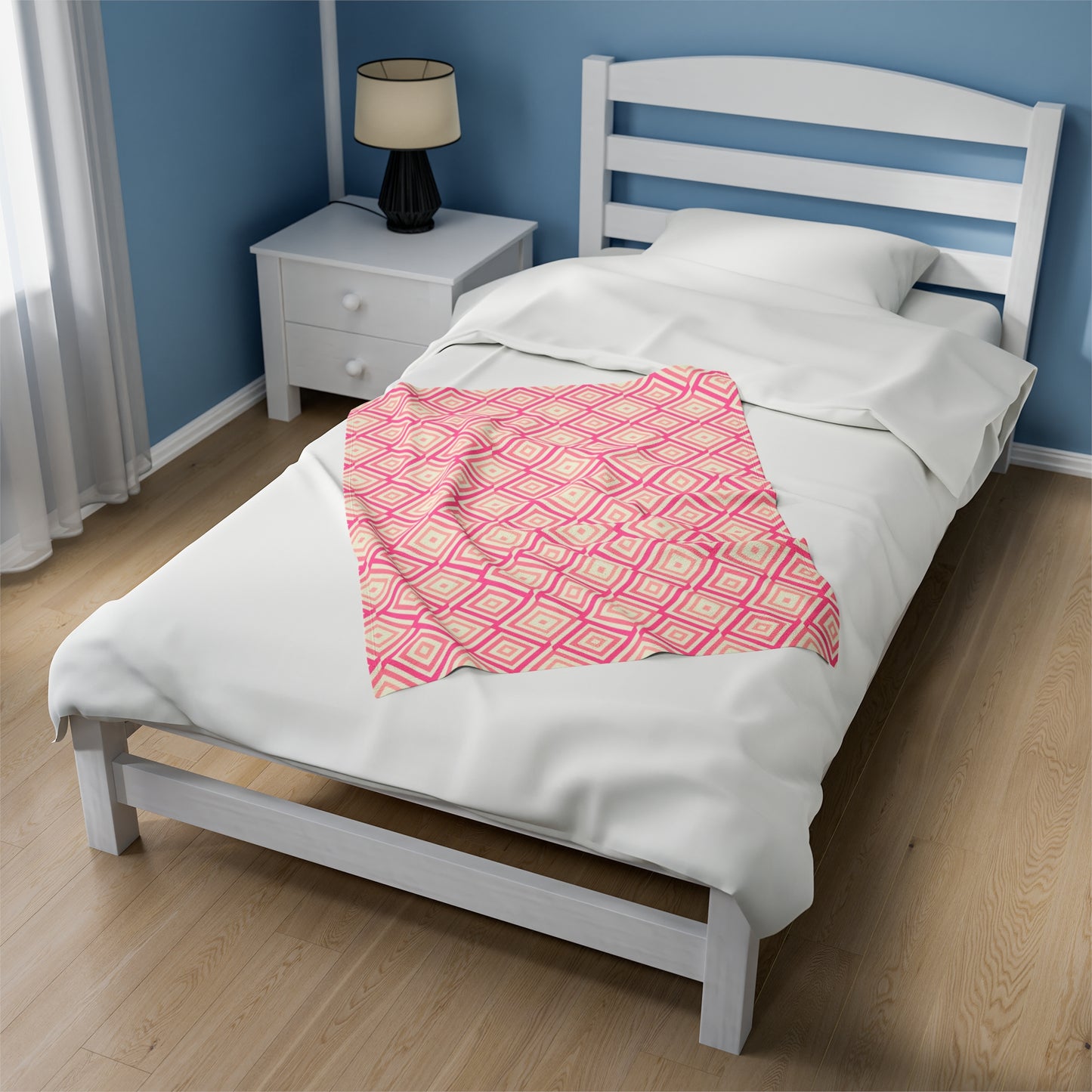 Pink Diamonds Velveteen Plush Blanket