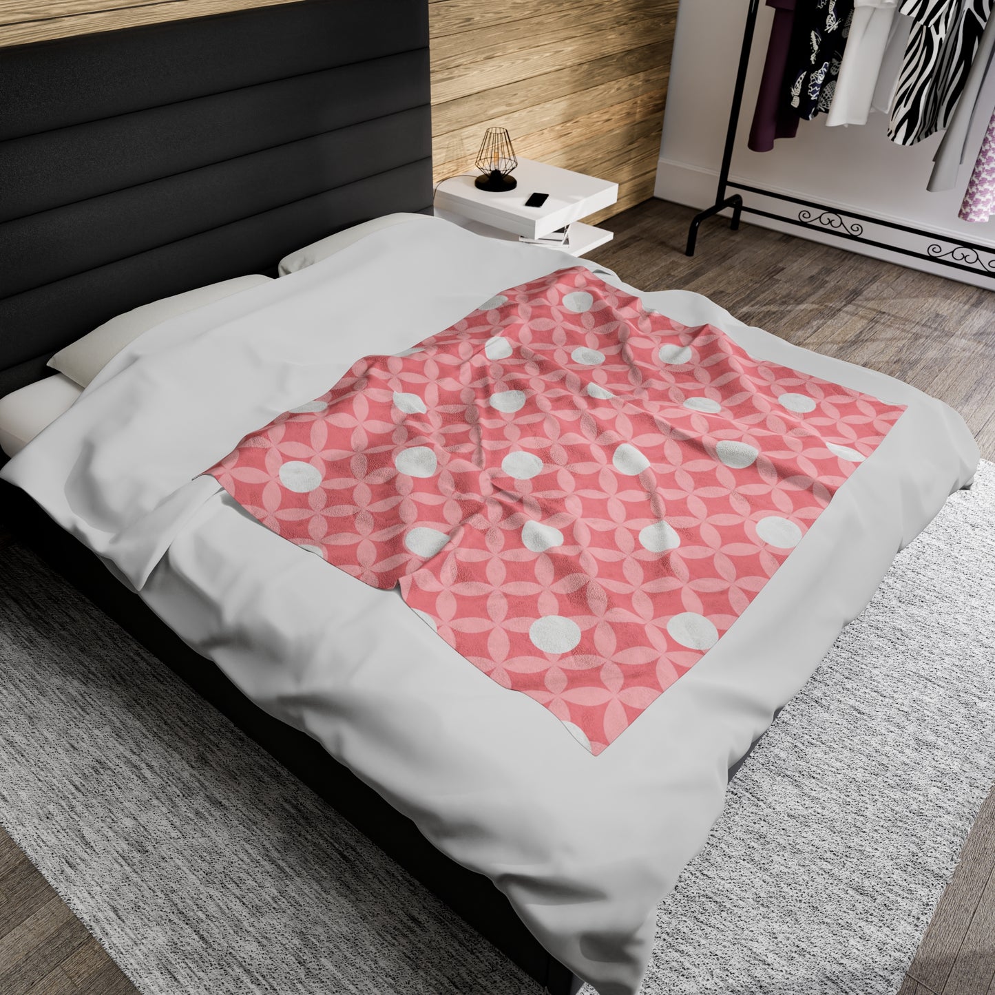 Pink Dots Velveteen Plush Blanket