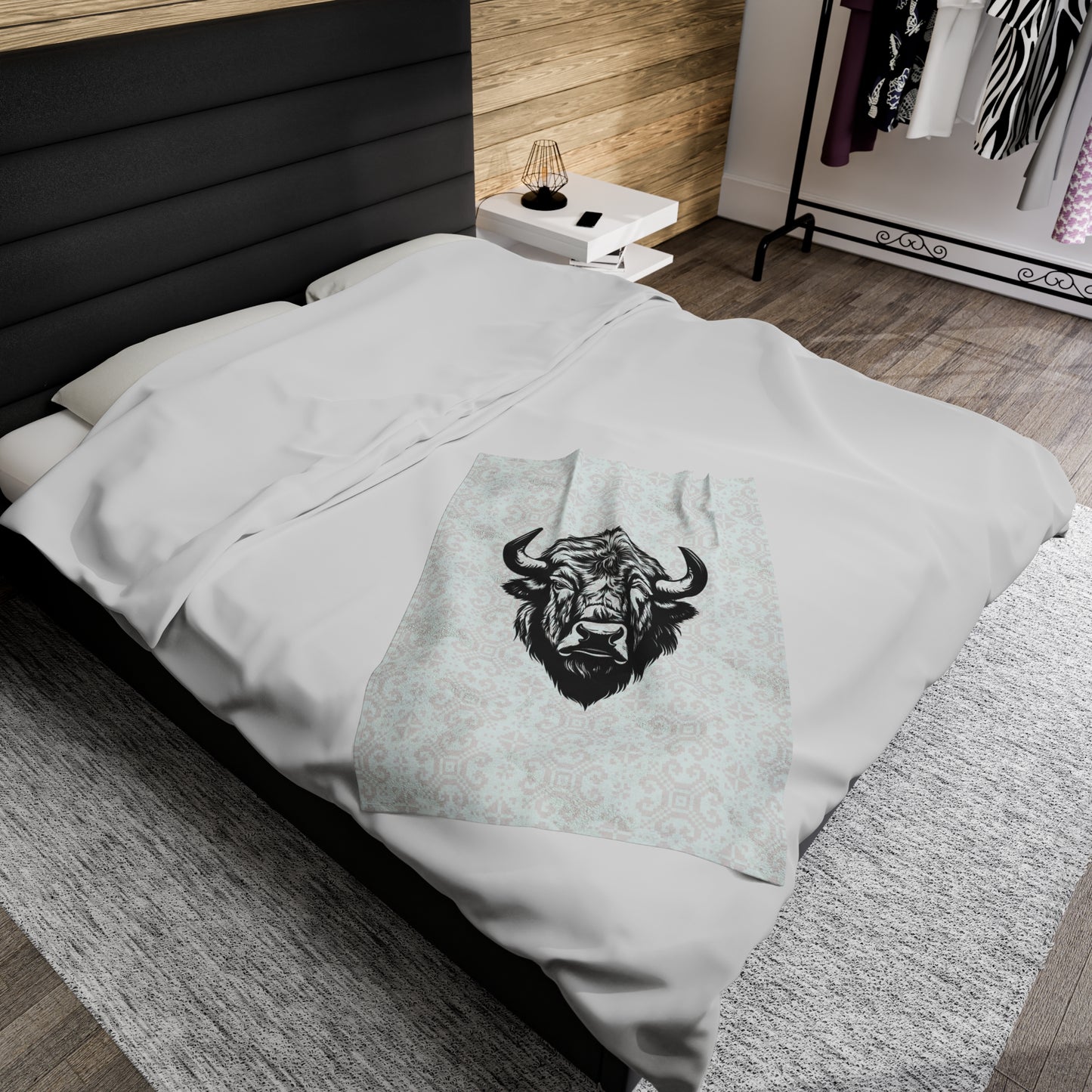 Bison Design Velveteen Plush Blanket